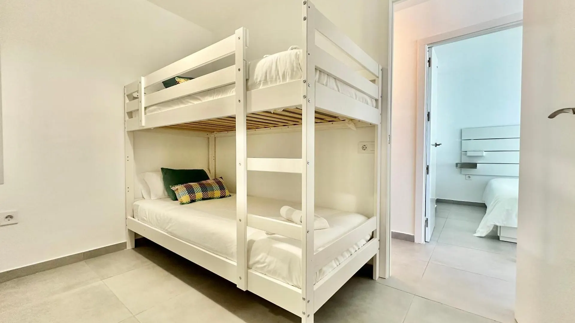 Torres De Yomely - M2C Apartment Arona